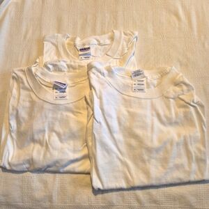 Gildan men's X Large short sleeve white 3 count Cotton heavyweight New